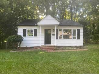 210 Brookwood Ave, Fayetteville, NC 28301