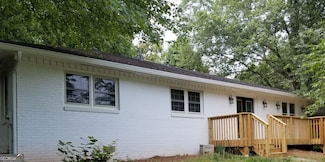 2399 Woodland Dr NW, Kennesaw, GA 30152