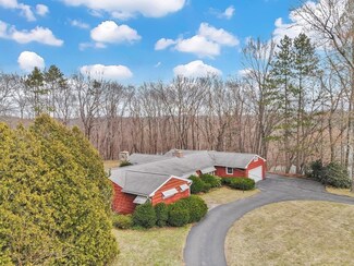 5 Pine St, South Hadley, MA 01075