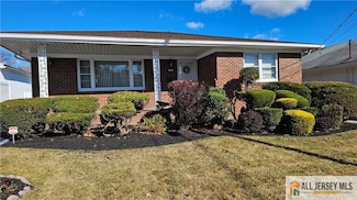 700 Vincent Place, Perth Amboy, NJ 08861