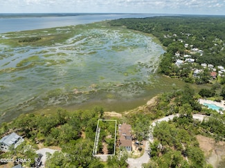 74 Old Oyster Factory Rd, Beaufort, SC 29906
