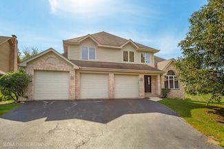 9215 Loch Glen Dr, Village of Lakewood, IL 60014