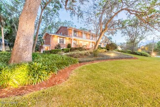 82 N St Andrews Dr, Ormond Beach, FL 32174