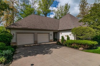 7274 Players Club Dr, Painesville, OH 44077