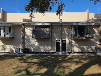 5451 Sweetwater Terrace Cir, Tampa, FL 33634