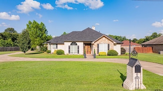15 County Road 1130, Mount Pleasant, TX 75455