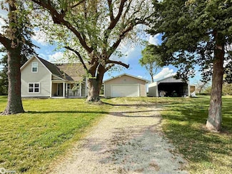 1039 Highway G76 Hwy, Knoxville, IA 50138