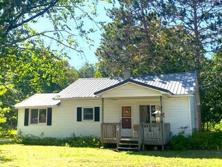 510 S Maple St, Mancelona, MI 49659