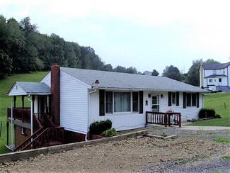 426 Red Mill Rd, Kittanning, PA 16201