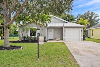 8897 SW Fishermans Wharf Dr, Stuart, FL 34997