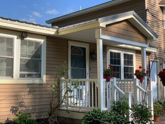 139 Summer St, Lisbon Falls, ME 04252