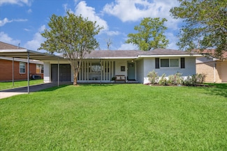 5122 Libbey Ln, Houston, TX 77092