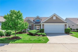 453 Bridge Pointe Ln, Brunswick, OH 44212