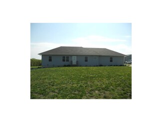 8652 SE Bethany Dr, Cowgill, MO 64637
