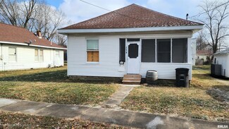 607 N Allyn St, Carbondale, IL 62901