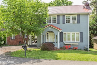 2916 Fountain Park Blvd, Knoxville, TN 37917