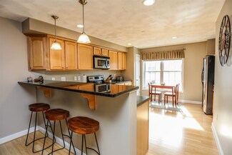 2 Larch St Unit 4, Manchester, NH 03102