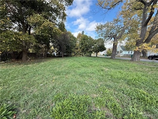 1164 Garden Ave, Niagara Falls, NY 14305