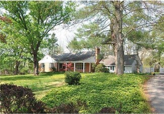 923 Spring Ln, Devon, PA 19333