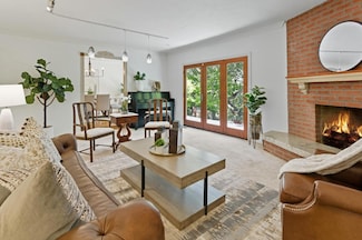 21160 Canyon View Dr, Saratoga, CA 95070