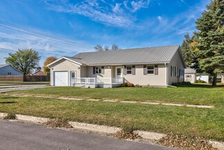 137 Maple St, Tyler, MN 56178