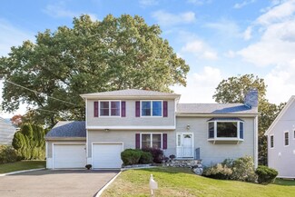 61 Gregory Rd, Cos Cob, CT 06807