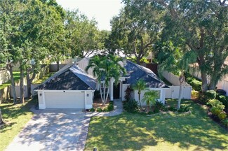 468 High Hawk Cir, Vero Beach, FL 32962