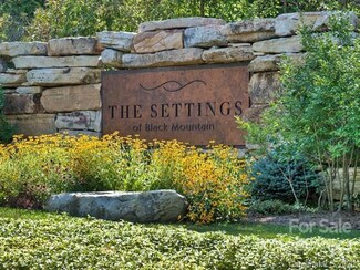 21 Crockett Ridge Rd, Black Mountain, NC 28711