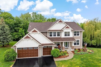 2670 Northview Dr, Victoria, MN 55386