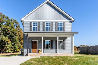 413 North Ave, Appomattox, VA 24522