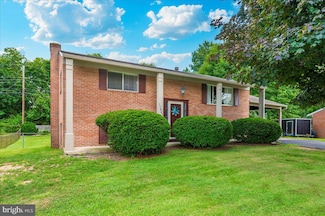 11461 Englewood Rd, Hagerstown, MD 21740