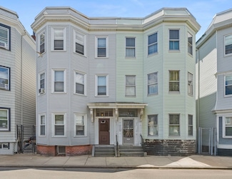 633 E 6th St, Boston, MA 02127