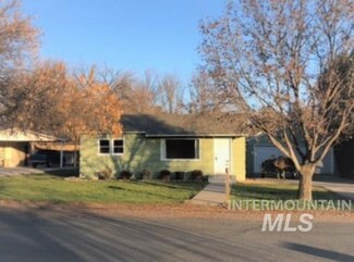 1026 Nevada St, Gooding, ID 83330