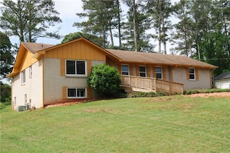 1584 Hebron Ln, Riverdale, GA 30296