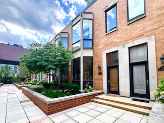 311 N Union Ave Unit B, Chicago, IL 60661