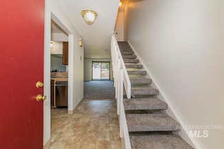 372 Eagle Glen Ln, Eagle, ID 83616