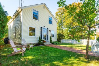 126 Columbia St, Wakefield, RI 02879