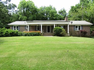 2406 Highway 20, Spruce Pine, AL 35585