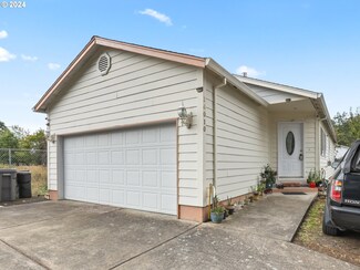 14010 SE Stark St, Portland, OR 97233