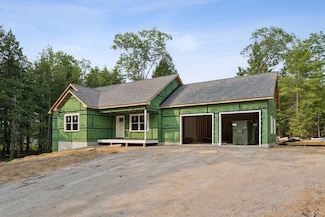 10 Foye Rd, Wiscasset, ME 04578