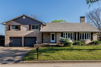 234 E 17th St, Claremore, OK 74017