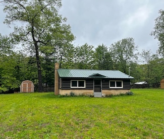 2366 N 20th St, Fountain, MI 49410