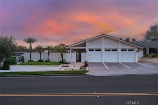 1529 Keel Dr, Corona Del Mar, CA 92625