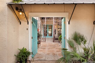 7330 N Vandiver Rd, San Antonio, TX 78209