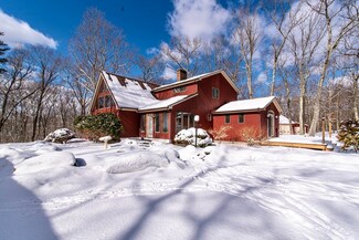 517 Glendale Rd, Hampden, MA 01036