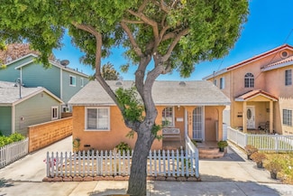 1622 W 223rd St, Torrance, CA 90501