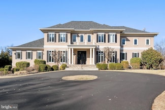 10400 Hunters Valley Rd, Vienna, VA 22181