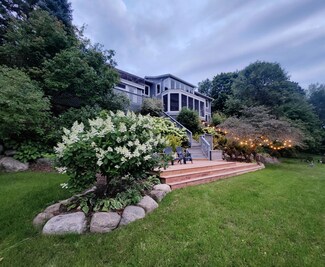 680 N Arm Dr, Mound, MN 55364