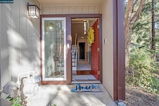 2415 Deer Tree Ct, Martinez, CA 94553