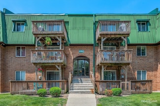 1992 Tall Oaks Dr Unit 3, Aurora, IL 60505